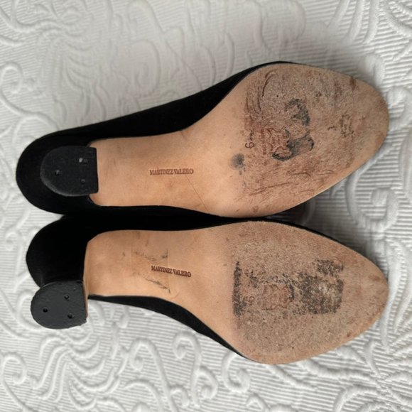 VTG MARTINEZ VALERO "Nelly" Persian Lamb Fur Trim Suede Heel Black Booties 9 - Picture 9 of 9